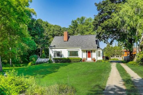 3721 104th St, Milwaukee WI  53228-1303 exterior