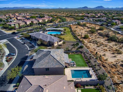 22925 46 St, Phoenix AZ 85050 exterior