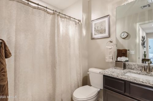 8037 Albeniz Pl, Phoenix AZ  85043 exterior