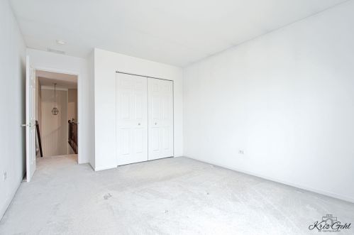 1501 Candlestick Way, Waukegan IL 60085-8648 exterior