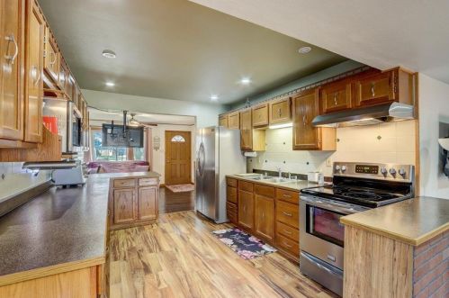 6342 Ohio Ave, Milwaukee WI  53219-4242 exterior