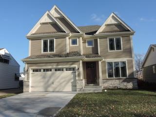 759 Saylor Ave, Elmhurst, IL 60126-4729