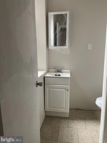 4728 Chestnut St, Philadelphia PA 19139-4613 exterior