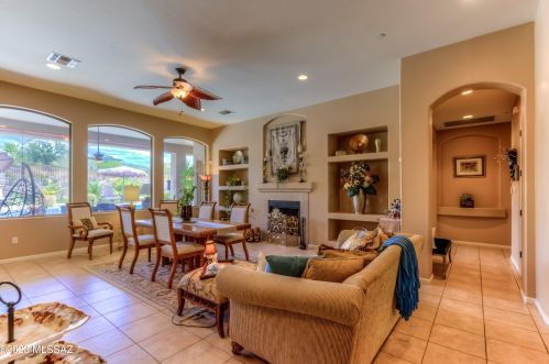 12742 Yellow Bird Rd, Tucson AZ 85755-7416 exterior