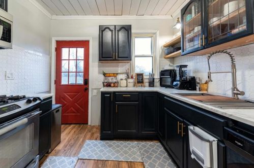 311 Front St, Woonsocket RI  02895-5207 exterior