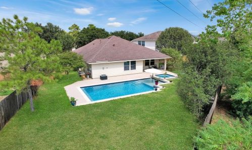 9502 Barr Spg Dr, Humble TX 77396-4228 exterior