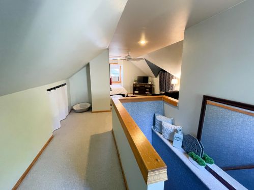 2827 75th St, Milwaukee WI 53219-2808 exterior