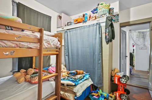 203 Burnside Ave, Woonsocket RI 02895-2188 exterior