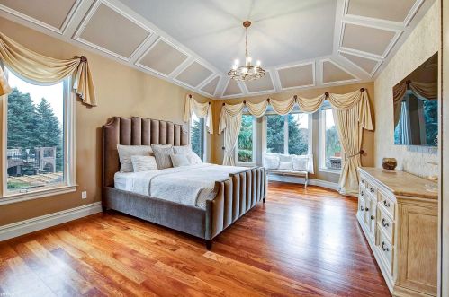 1140 Autumnview Dr, Rochester MI 48307-6060 exterior