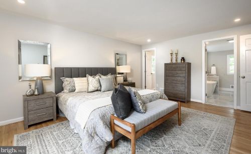 1209 Forestwood Dr, Mc Lean VA  22101-2603 exterior