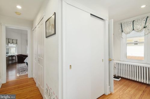 44 Linden Ave, Tavistock NJ 08033-2542 exterior