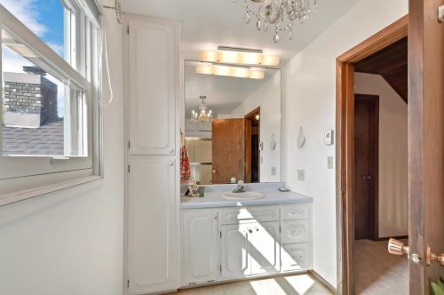 6258 Silver Hl Dr, Manitowoc WI 54220-9328 exterior