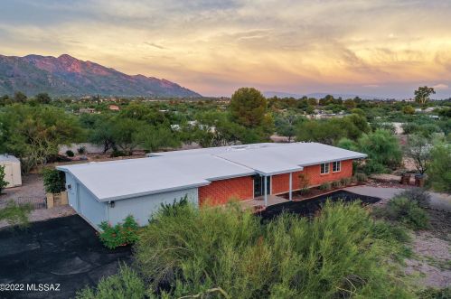 7780 La Canada Dr, Tucson AZ  85704-2003 exterior