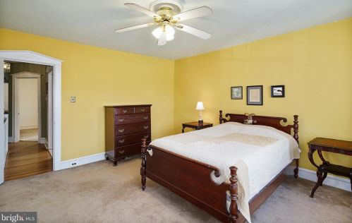 3308 Friendship St, Philadelphia PA 19149-1619 exterior