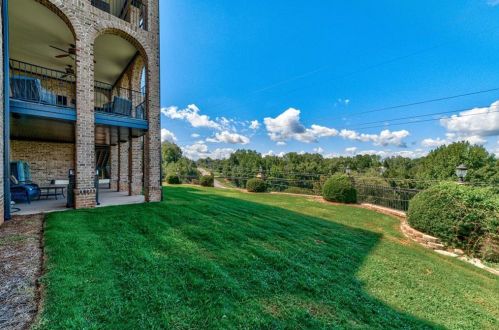 2771 Point Overlook, Gainesville GA 30501-1253 exterior