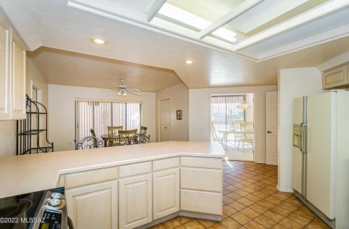 1855 Camino Estelar, Green Valley AZ 85622-5402 exterior