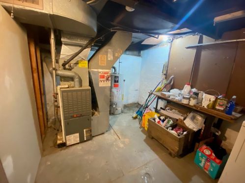 10052 Calvin St, Pittsburgh PA 15201-1144 exterior