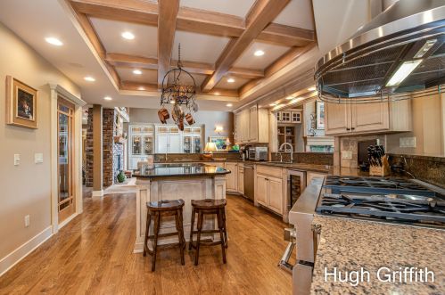 2041 Tall Pne Dr, Grand Rapids MI exterior