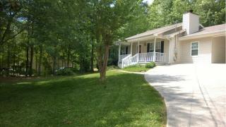 5024 Bird Rd, Gainesville, GA 30506-2692