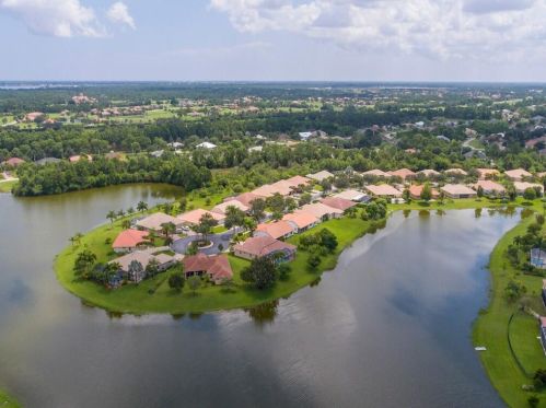 269 Egret Lndg, Fort Pierce FL 34953-8229 exterior