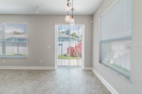 8814 Cypress Hammock Dr, Tampa FL  33614-8100 exterior