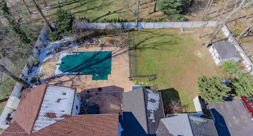 9 Arlene Dr, West Long Branch NJ  07764-1160 exterior