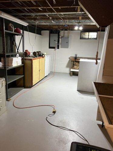 304 Espanola Ave, Kalamazoo MI  49004-1104 exterior