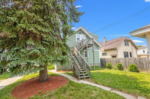 3002 76th St, Milwaukee WI  53219-2829 exterior