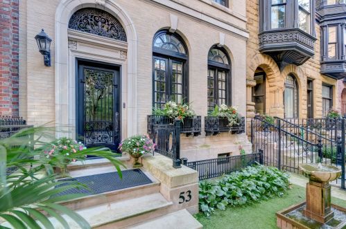 53 Division St, Chicago IL  60610-2316 exterior