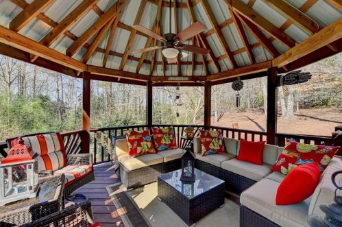 3122 Antioch Campground Rd, Gainesville GA 30506-1776 exterior