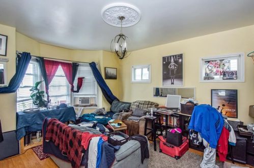 460 Chalkstone Ave, Providence RI 02909-4918 exterior