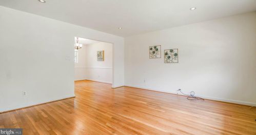 4909 Randolph Rd, Rockville MD  20852-2237 exterior