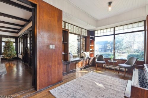 180 Christopher St, Montclair NJ 07042-4206 exterior