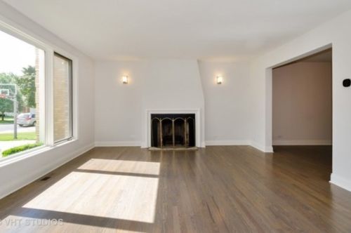 6726 Keating Ave, Chicago IL 60712-2405 exterior