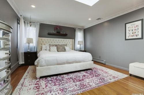 69 Kendrick Ln, Huntington Station NY 11746-7829 exterior