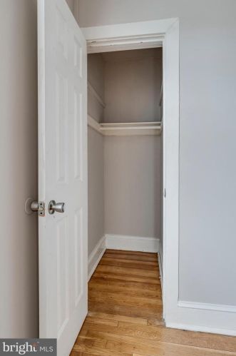 1320 T St, Washington DC 20009-4438 exterior