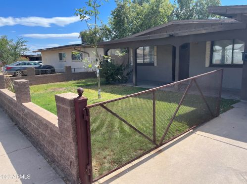 11430 21st Ave, Phoenix AZ  85029-4601 exterior