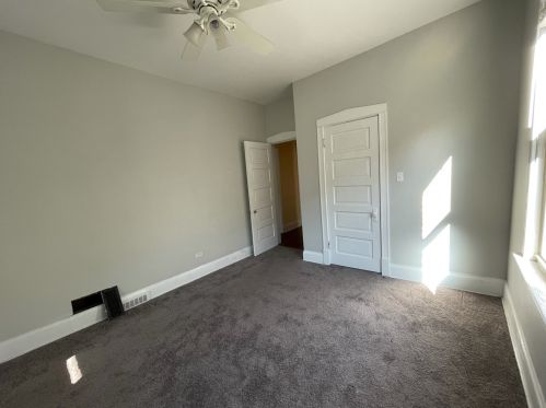 6320 Paulina St, Chicago IL 60660-1111 exterior