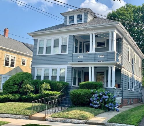 73 Overhill Rd, Providence RI  02906-4916 exterior