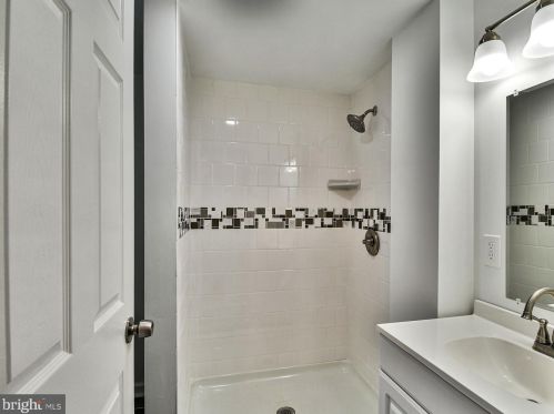 64 Elmira St, Washington DC  20032-5873 exterior