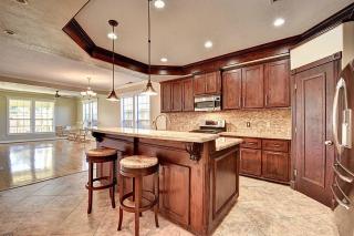 4712 Floyd St, Houston TX  77007-5512 exterior