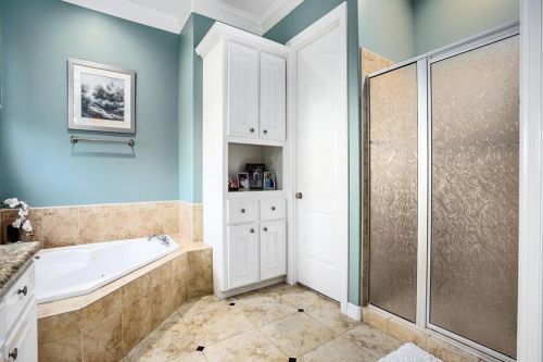 5303 Whitmore St, Fulshear TX 77441-4133 exterior