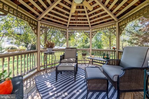 432 Labrador Trl, Harrison Township NJ 08062-3220 exterior