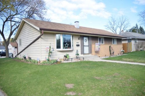 6626 86th St, Milwaukee, WI 53224-5420