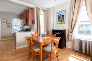 3863 Manor St, Philadelphia PA  19128-5207 exterior