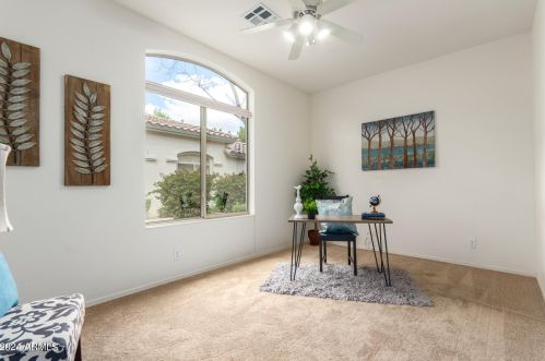 9717 Holiday Way, Chandler AZ 85248-6019 exterior