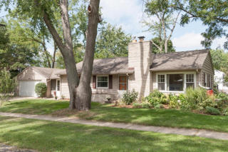 909 Miles Pl, Kalamazoo, MI 49001-4927