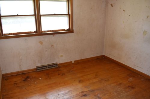 2222 Beechwood Rd, Joliet IL 60432-1504 exterior