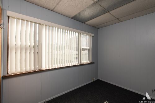 3621 Whipple St, Chicago IL 60655-2328 exterior