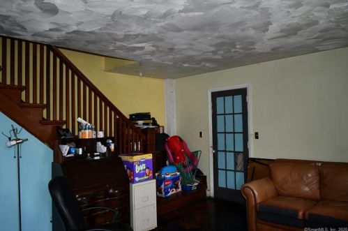 12 Adamson Ave, Norwalk CT 06854-4602 exterior